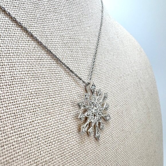 Sterling Silver 925 Snowflake Illusion Stone Pendant Necklace Size 18" Length - Picture 5 of 16